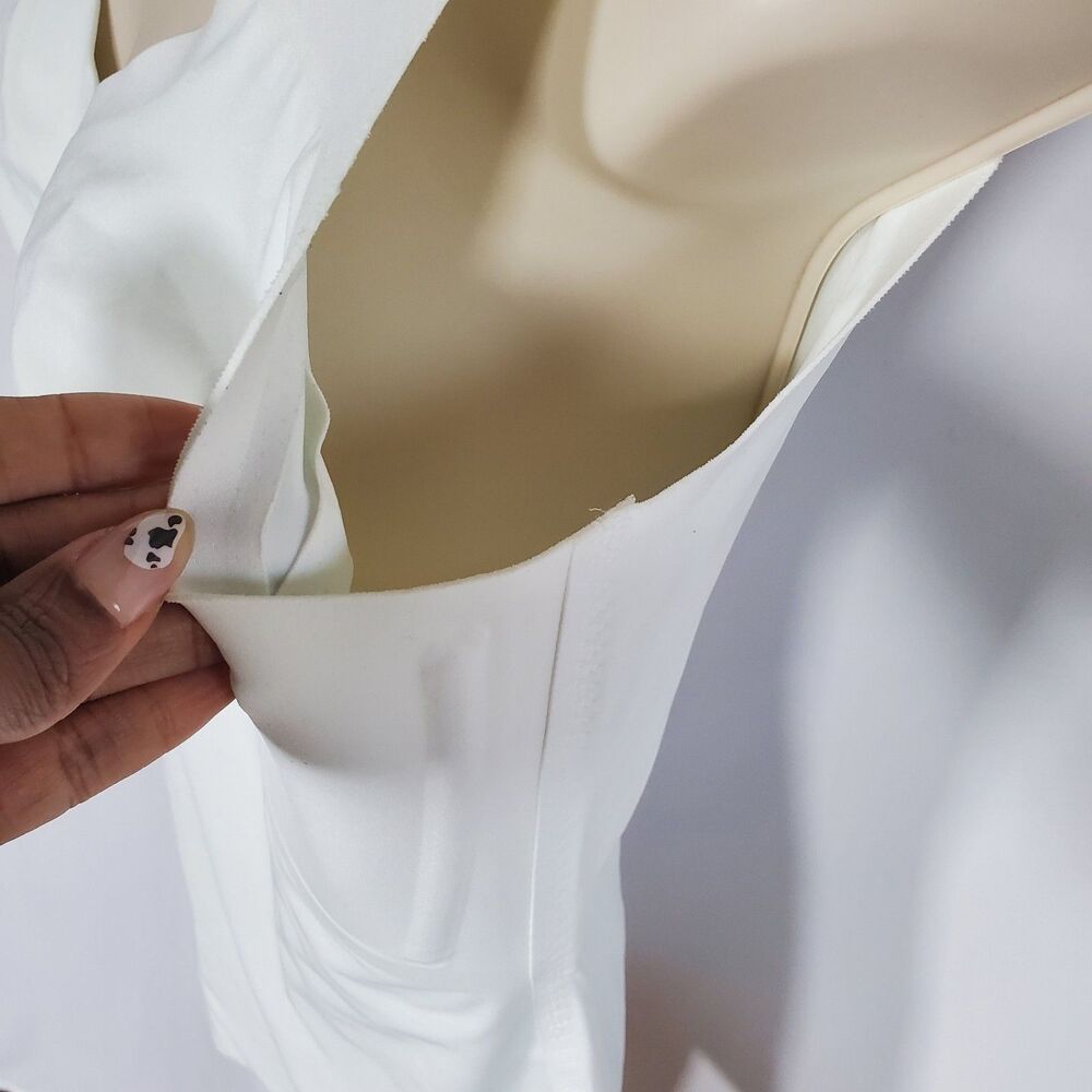 Honeylove White Shaping Tank with Built-In Support - Picture 5 of 10